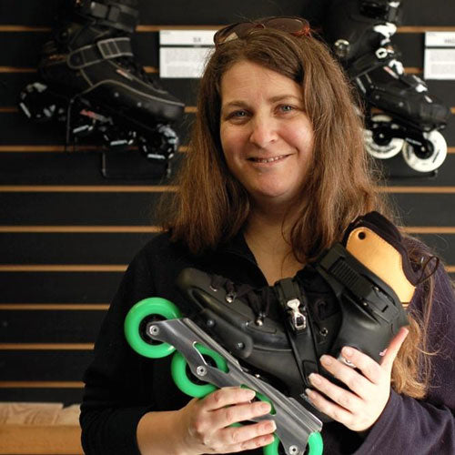 People & Skates #2 - Laurie and her FR2's